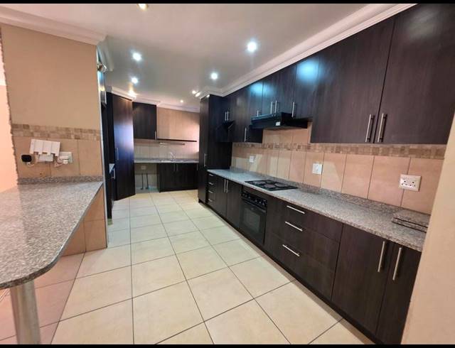 3 BEDROOM HOUSE FOR SALE IN TERENURE